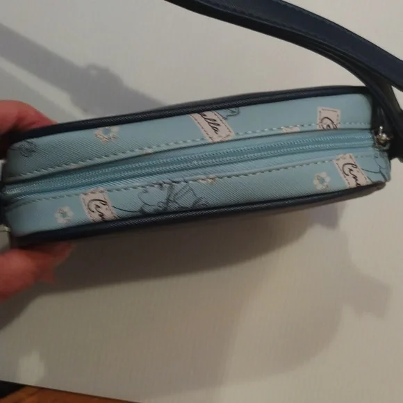 - -Dani Nicole in colab with Disney Cinderella crossbody bag adjustable strap - Picture 8 of 9